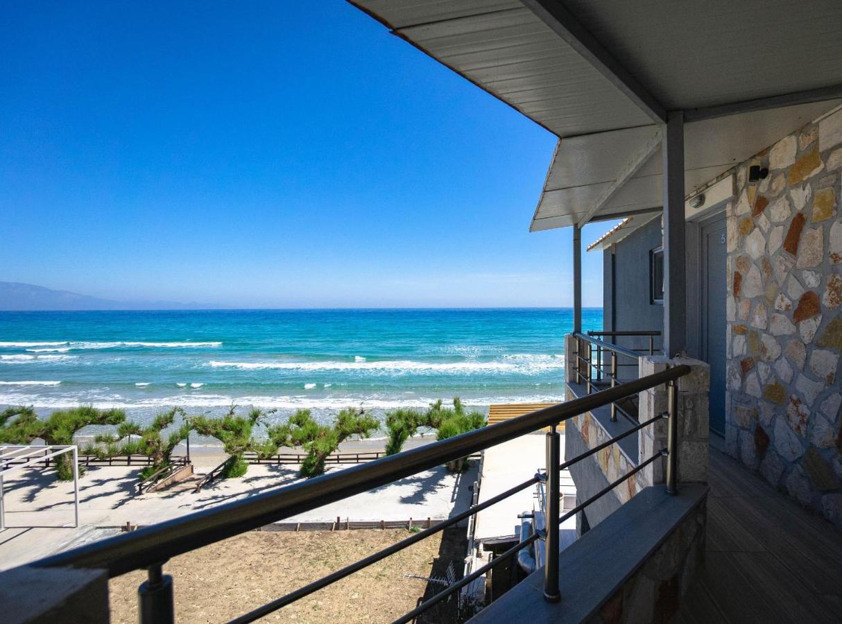Golden Dolphin Studios & Apartments Аликес Экстерьер фото