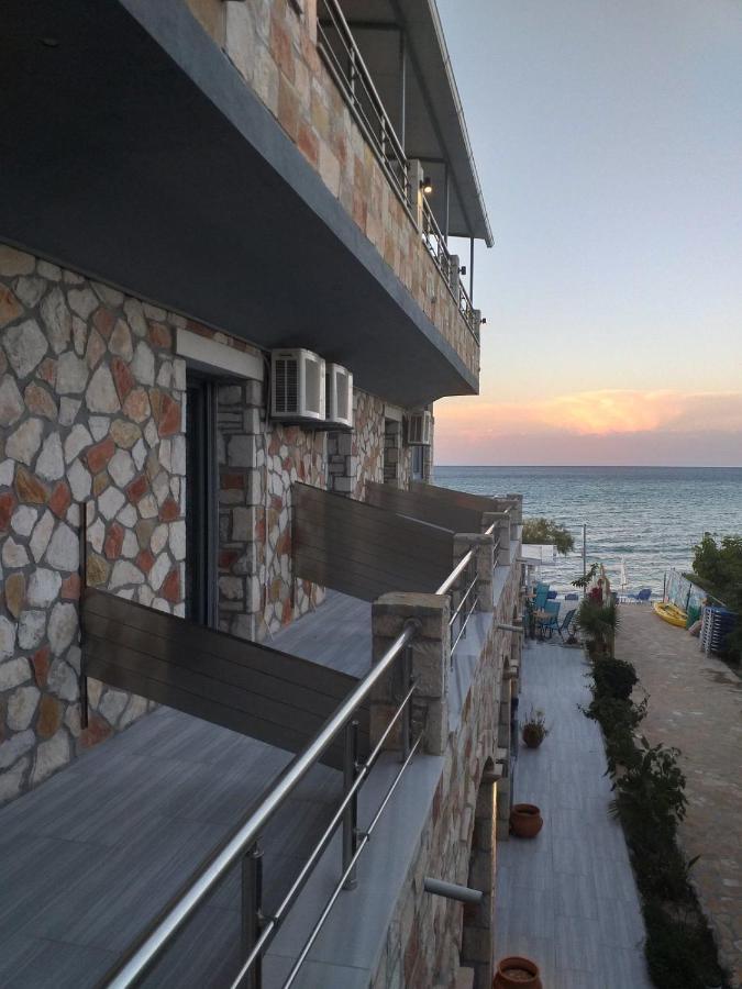 Golden Dolphin Studios & Apartments Аликес Экстерьер фото