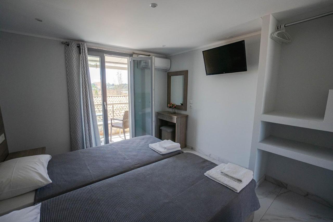 Golden Dolphin Studios & Apartments Аликес Экстерьер фото