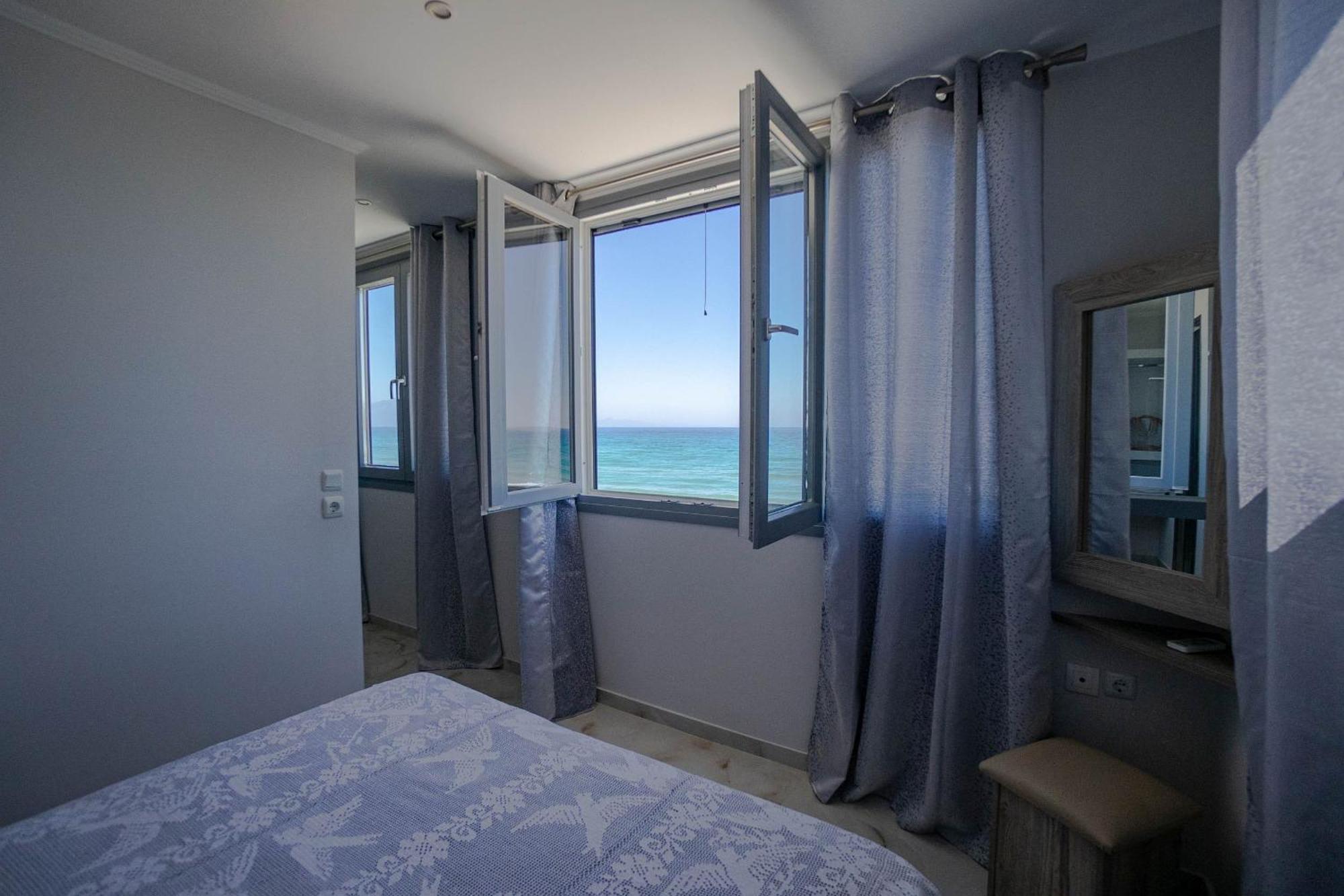 Golden Dolphin Studios & Apartments Аликес Номер фото