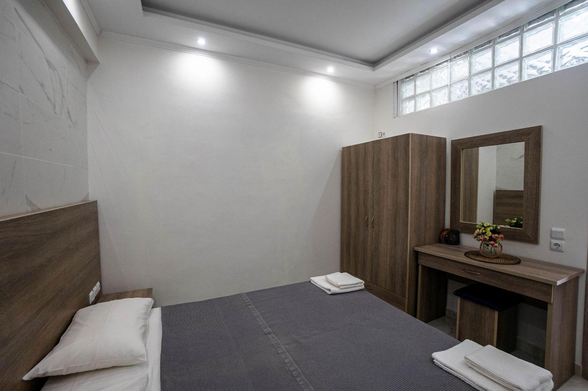 Golden Dolphin Studios & Apartments Аликес Номер фото