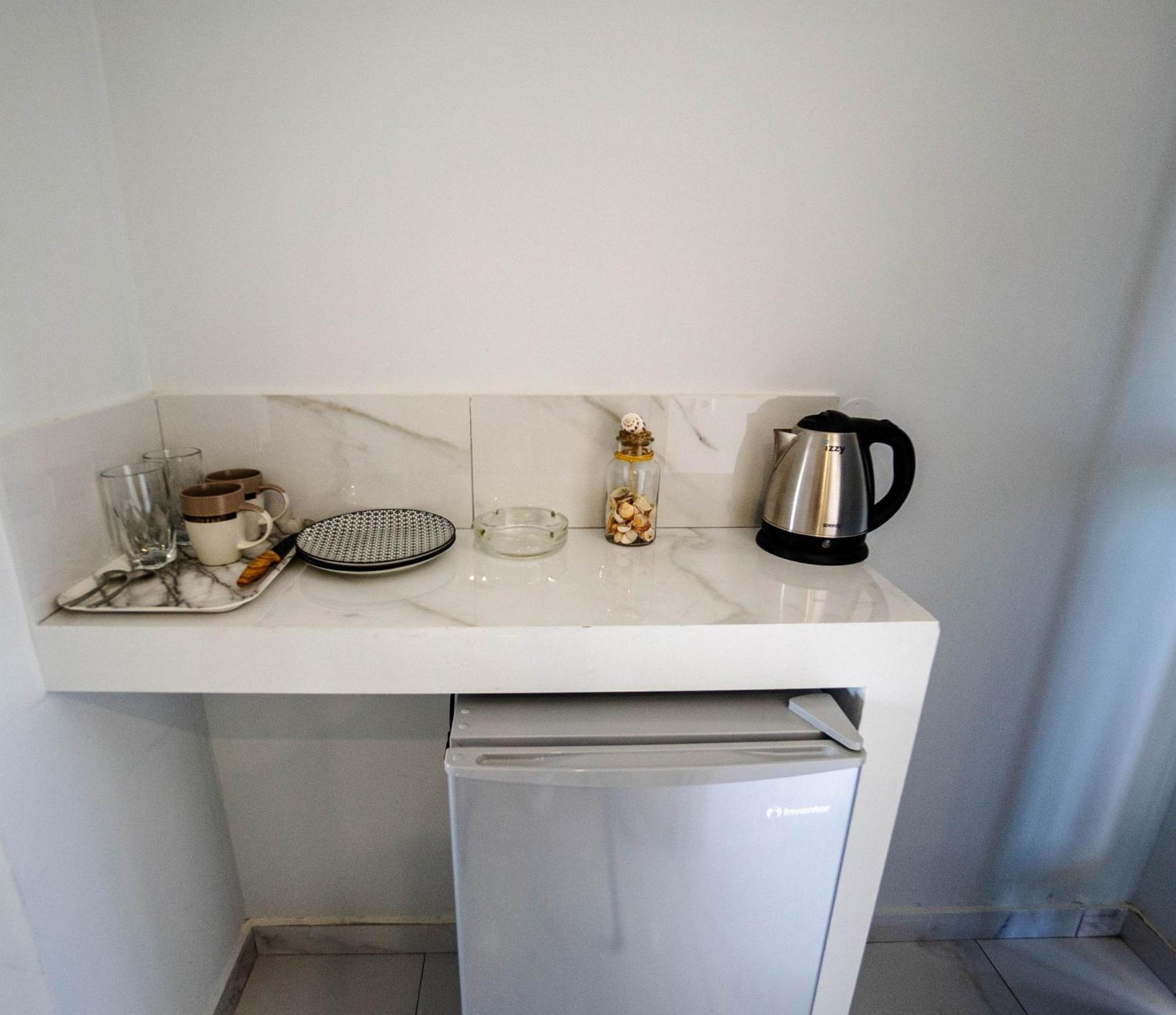 Golden Dolphin Studios & Apartments Аликес Номер фото