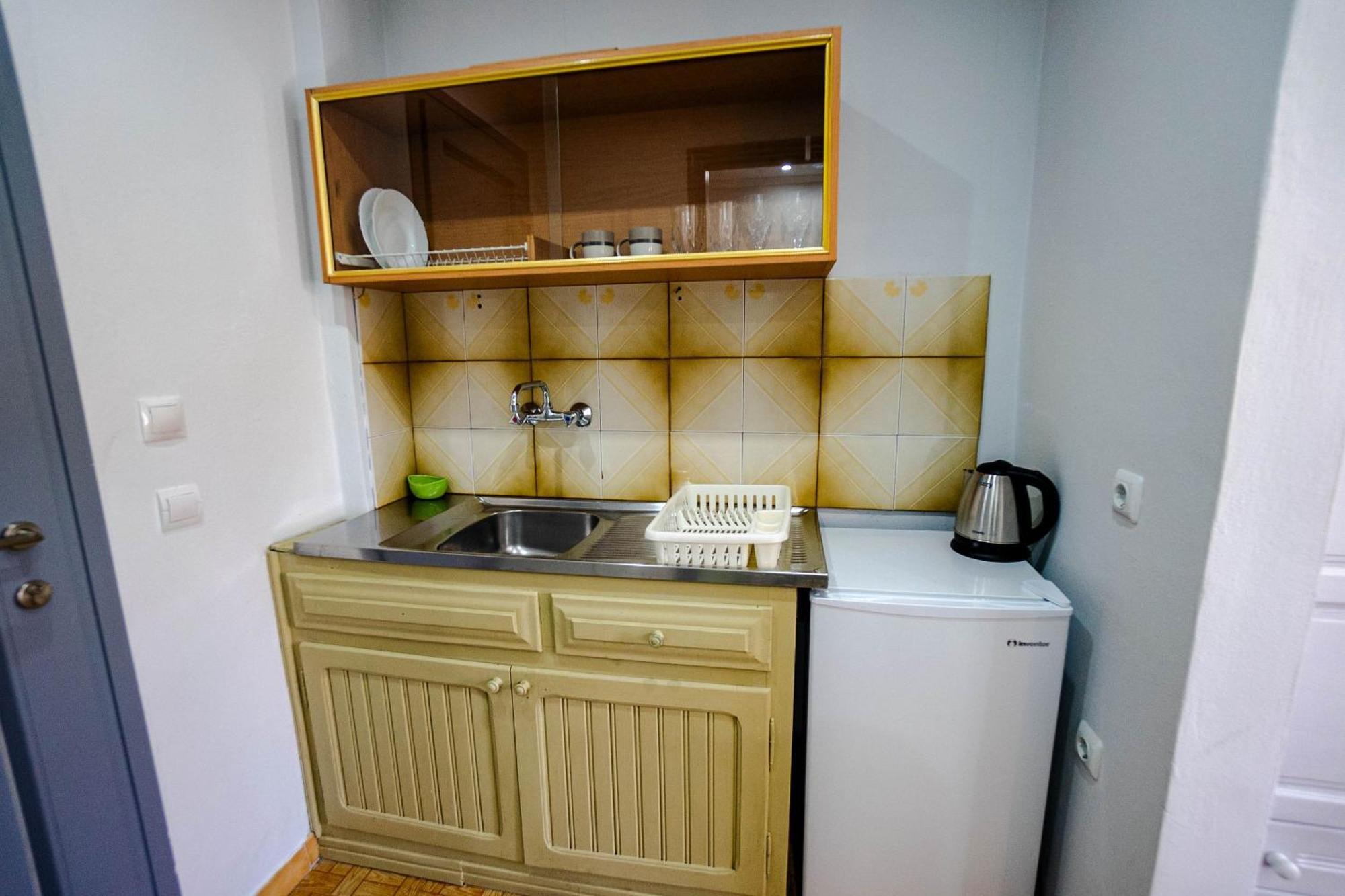 Golden Dolphin Studios & Apartments Аликес Номер фото